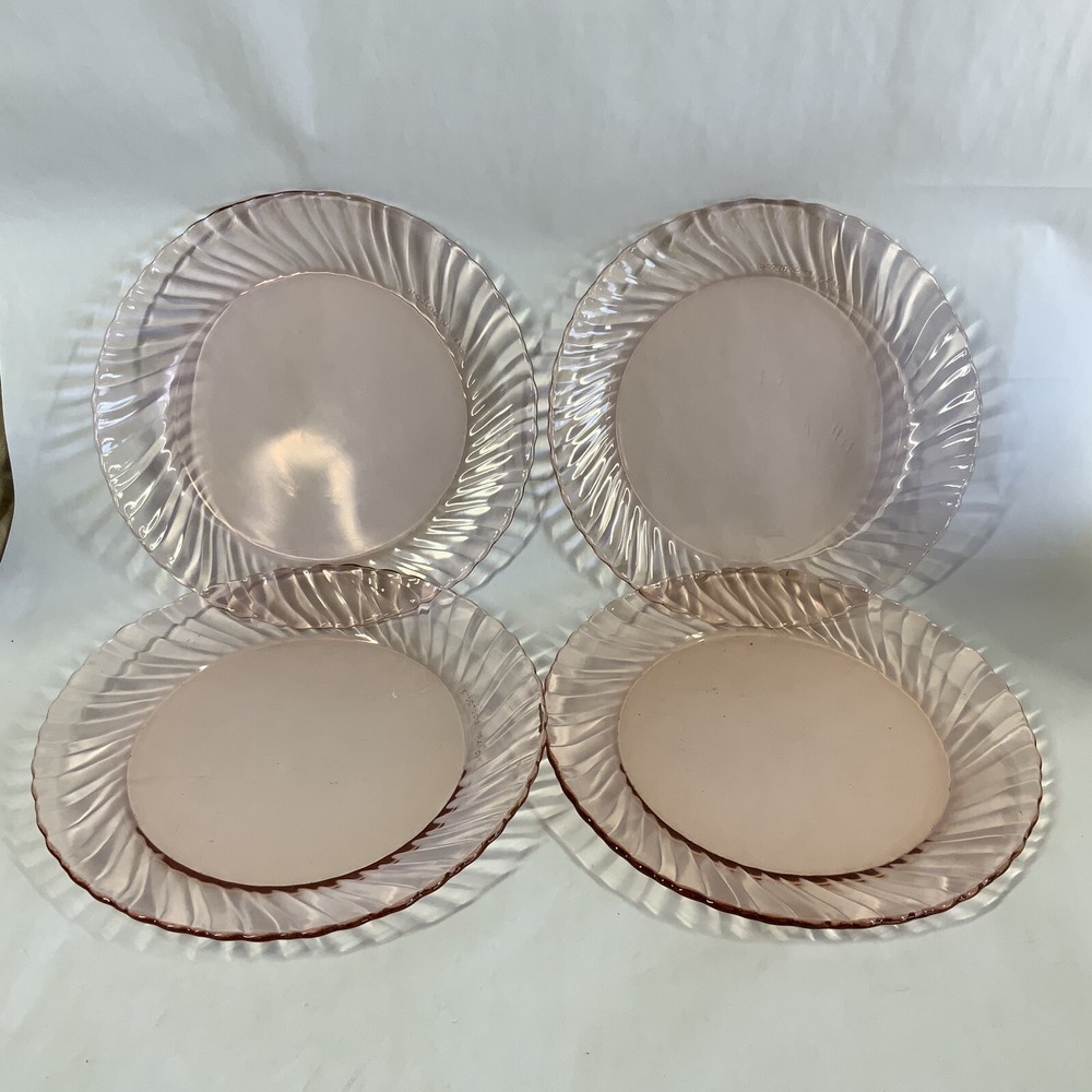 Arcoroc Luminarc Rosaline Plates Set of 4 Pink Swirl 8 14/16"Depression EUC